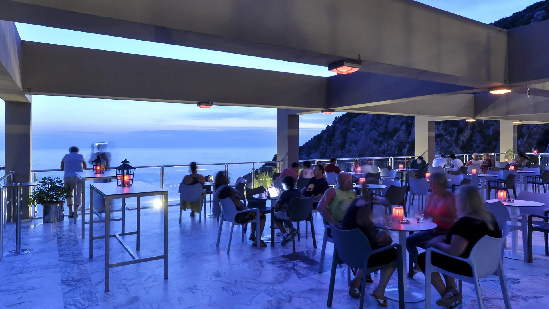 Курортный комплекс Alkoclar Adakule Hotel Кушадасы